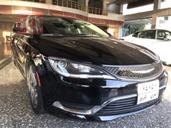 Chrysler 200